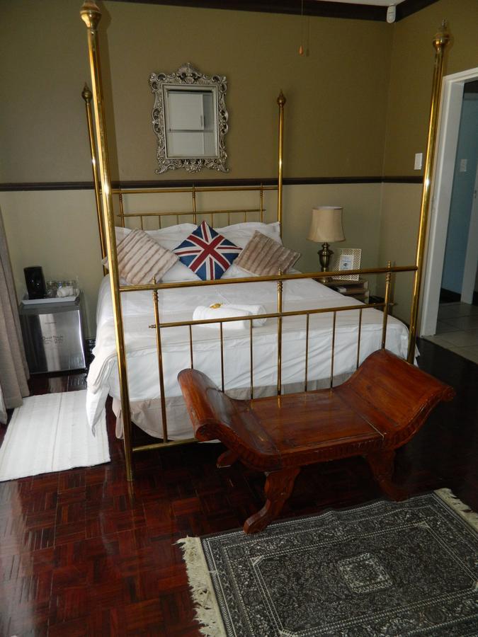 Guest House Gabby Клерксдорп Экстерьер фото
