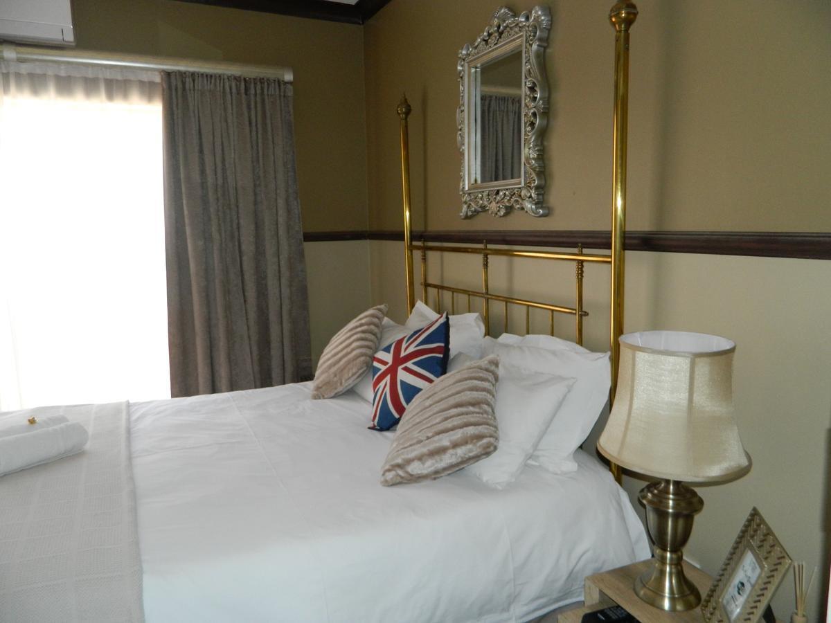Guest House Gabby Клерксдорп Экстерьер фото
