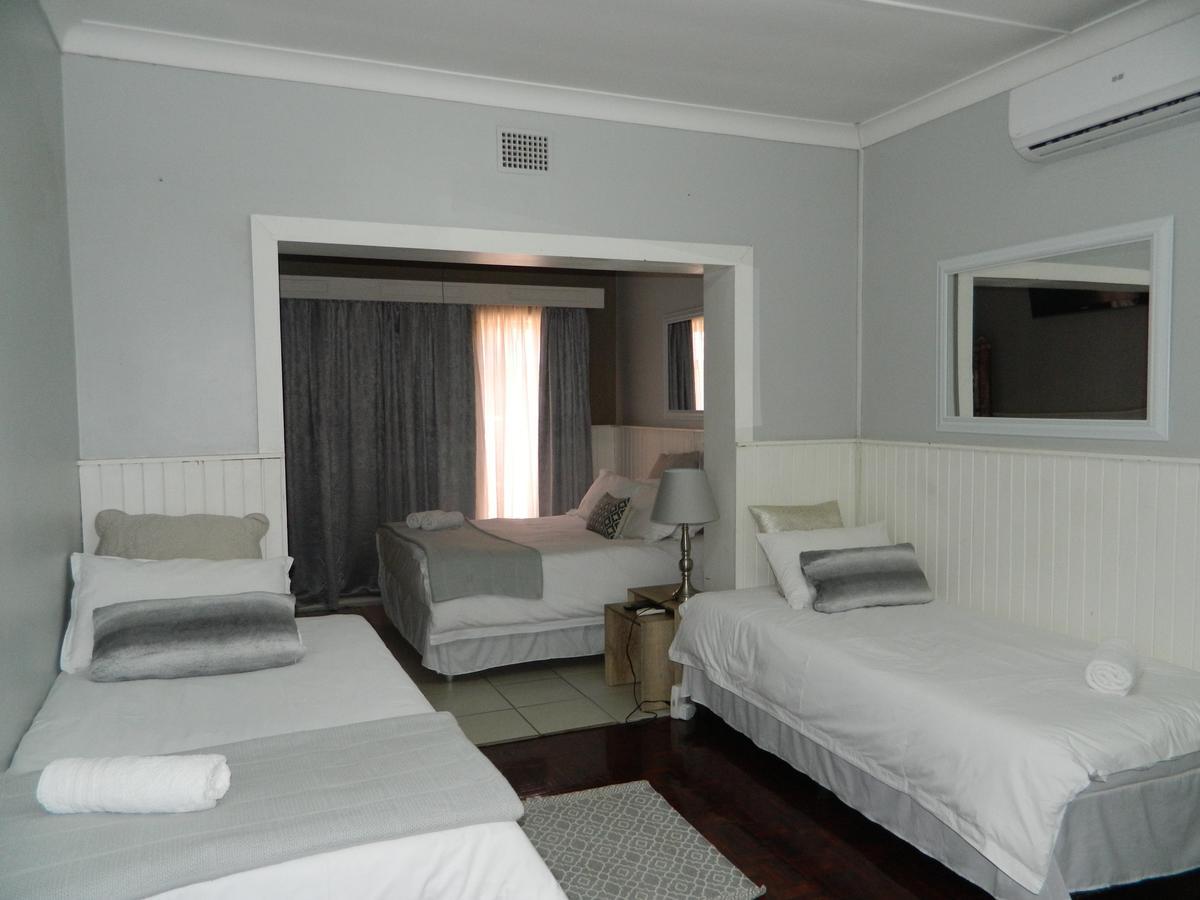 Guest House Gabby Клерксдорп Экстерьер фото